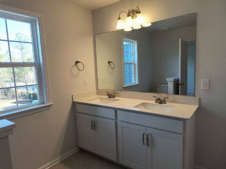 Building Photo - 6508 Lila Crst Ln