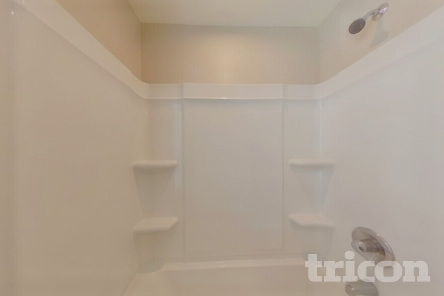 Building Photo - 5772 Camp Ct
