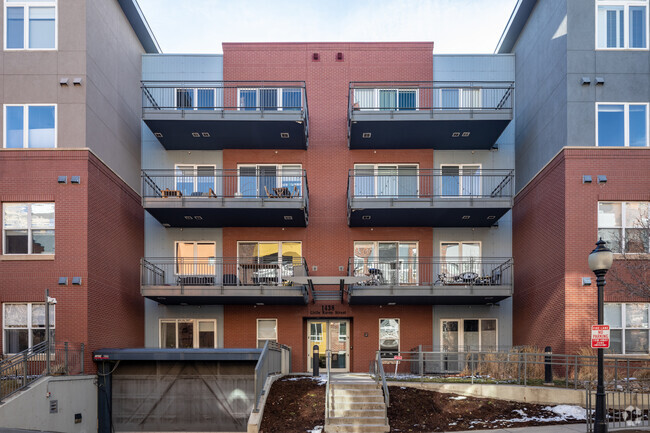 Building Photo - Creekside at Riverside Park Condos