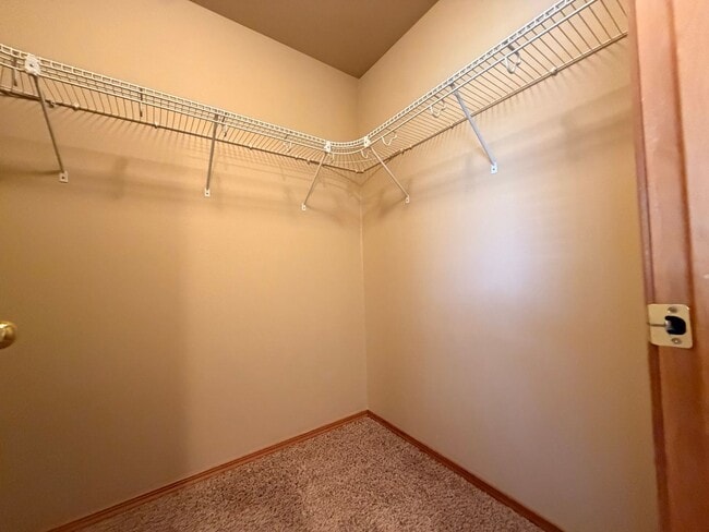 Building Photo - 2988 SW Indian Cir