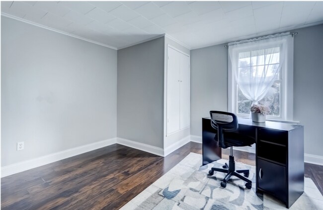 Building Photo - 138 Cherry Rd