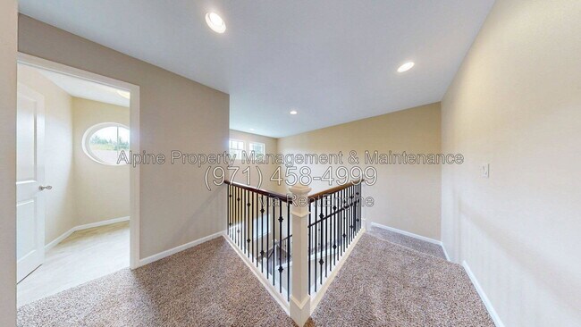 Building Photo - 9495 Northwest Ember Lane