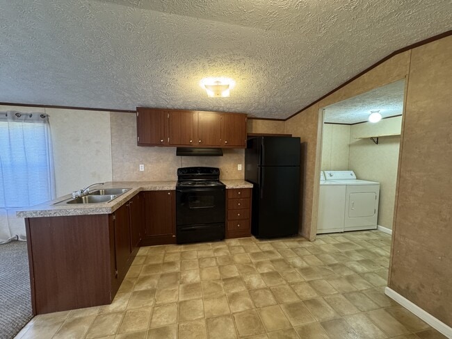 Building Photo - 330 Gaither Rd