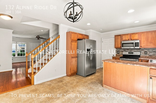 Building Photo - 132 Alpine Ridge Dr