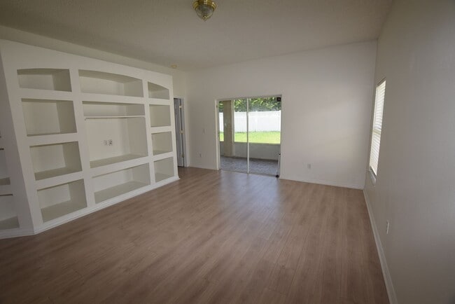 Building Photo - 14855 Hawksmoor Run Cir