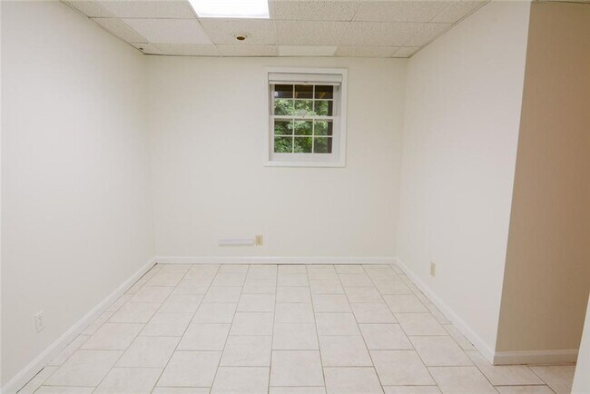 Building Photo - 4156 Westerleigh Ct NW