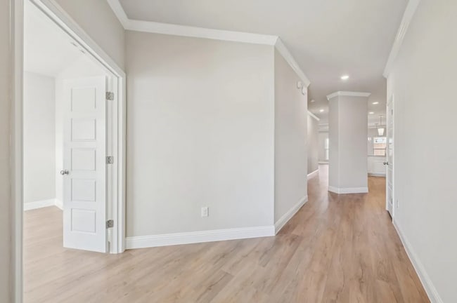 Building Photo - 1033 Nighthawk Trl