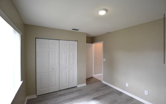 Building Photo - 14143 SW 52nd St