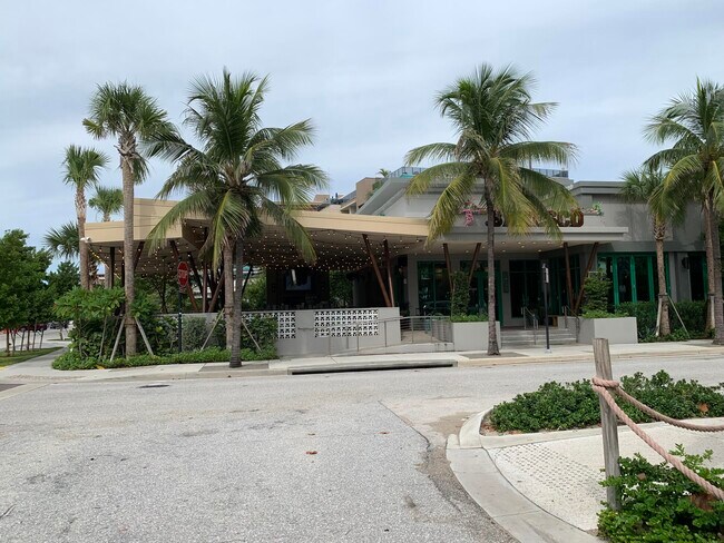 Building Photo - 3208 SE 11th St