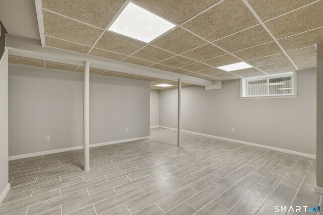 Building Photo - 19-21-21 Mill St
