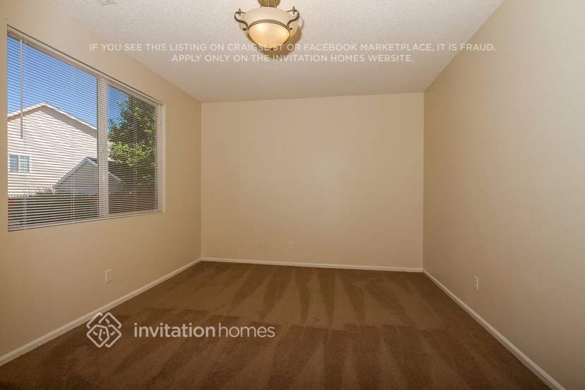 Building Photo - 1044 Clogger Ln