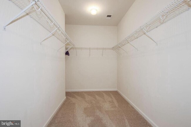 Building Photo - 43144 Sunderland Terrace