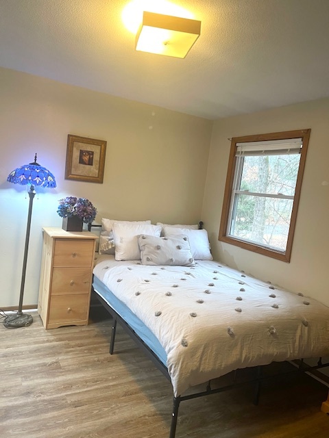 Bedroom 2 - 260 Grantwood Dr