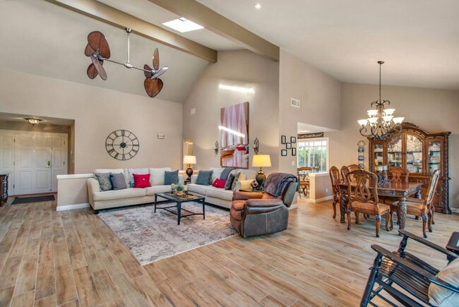 Building Photo - 3672 Seascape Dr