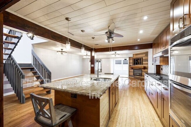 Building Photo - 26012 Misty Way Dr