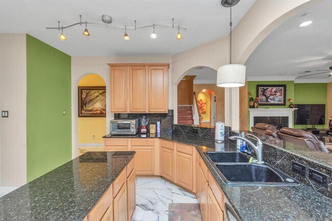 Building Photo - 12002 Newport Shore Dr