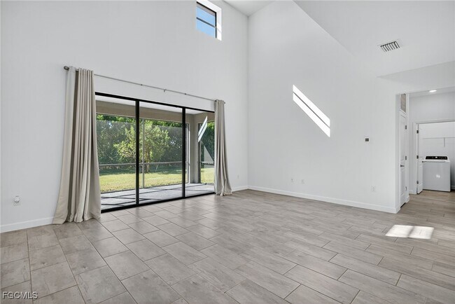 Building Photo - 11484 Canopy Loop