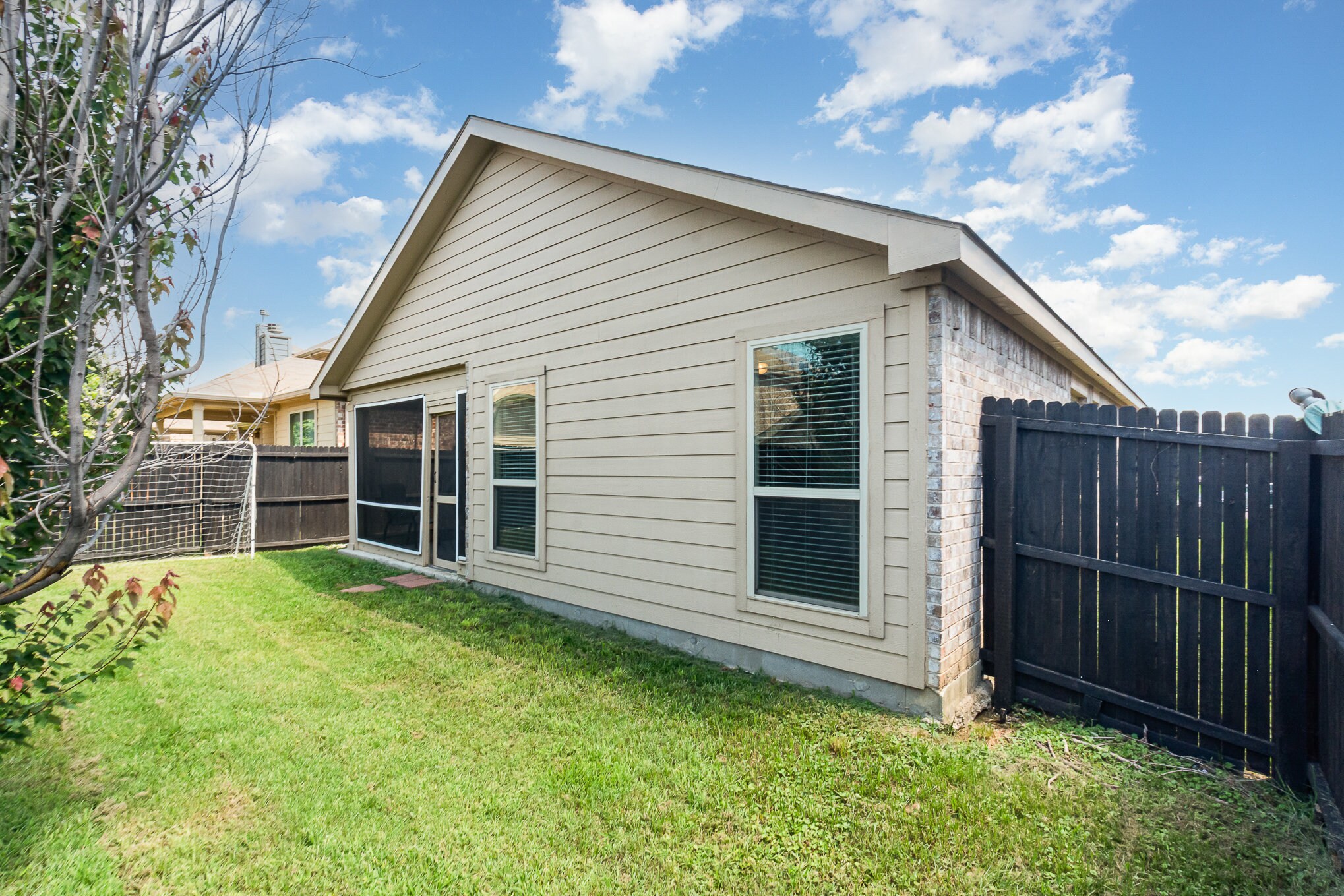Building Photo - 8813 Deadwood Ln