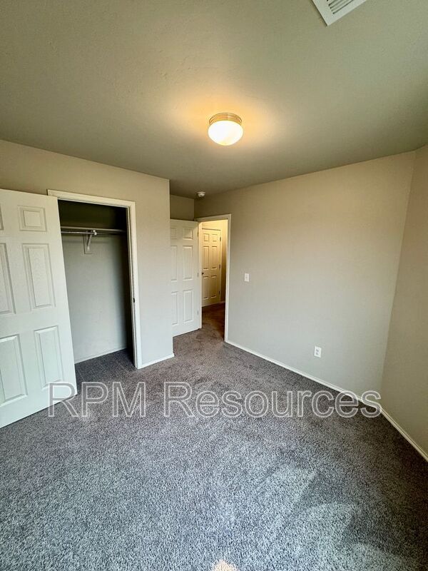 Building Photo - 11816 Jude Way