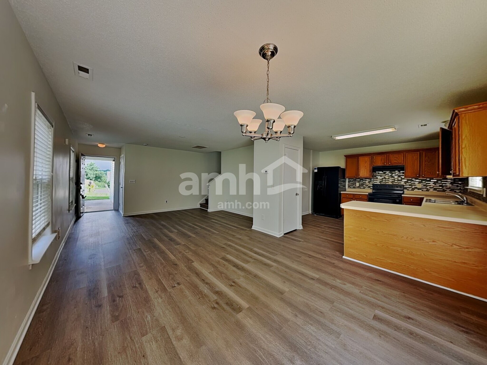 Building Photo - 6025 Namozine Ct