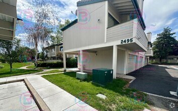 Building Photo - Contemporary 2-Bed Condo with Garage & Poo...