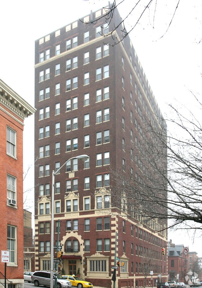 Building Photo - 1001 Saint Paul