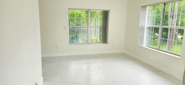 Building Photo - 11128 59th St N