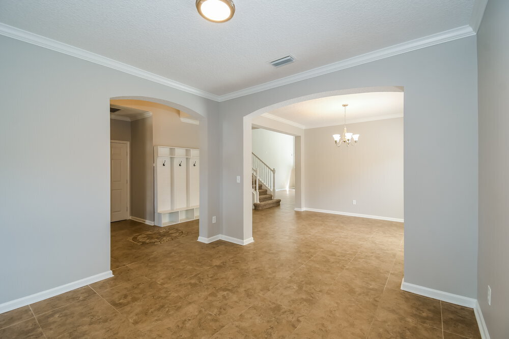Building Photo - 9224 Redtail Dr
