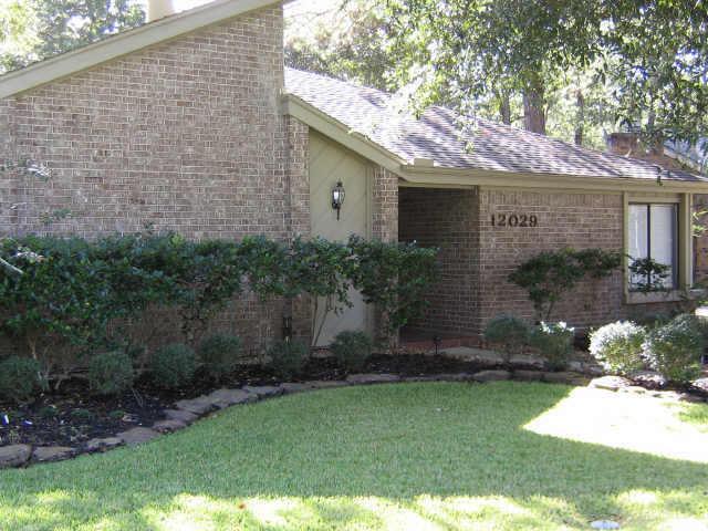 Building Photo - 12029 Acorn Oak St