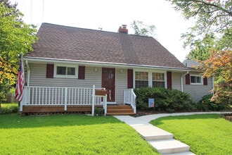 Building Photo - 2204 Luzerne Ave