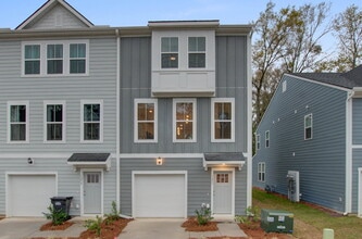 Building Photo - 1237 Tice Ln