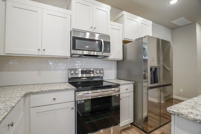 Building Photo - Now Preleasing