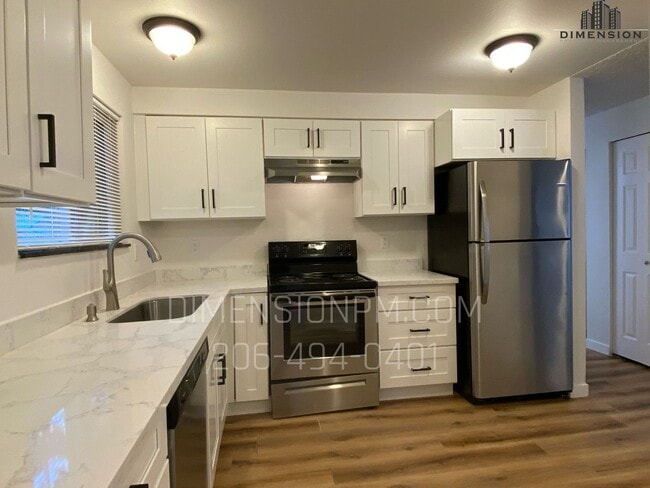 Building Photo - Covington Gem – Spacious 4BR/2BA Remodeled Home!