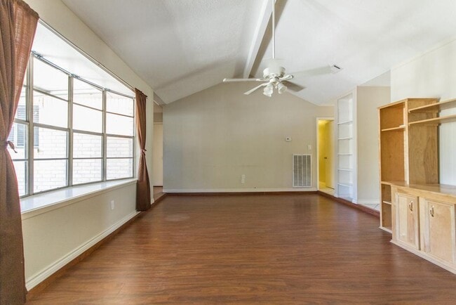Building Photo - 5403 Timpani Dr