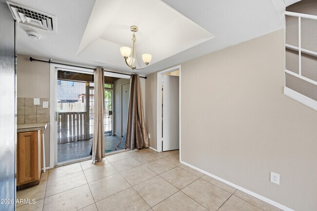 Building Photo - 10411 N 11th Ave