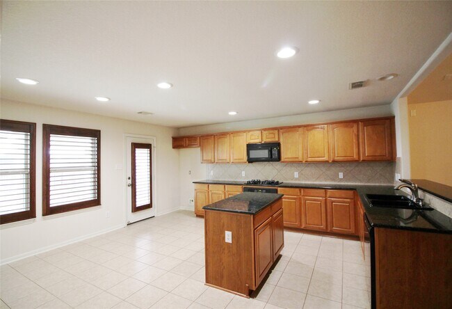 Building Photo - 21611 Britton Hill Way