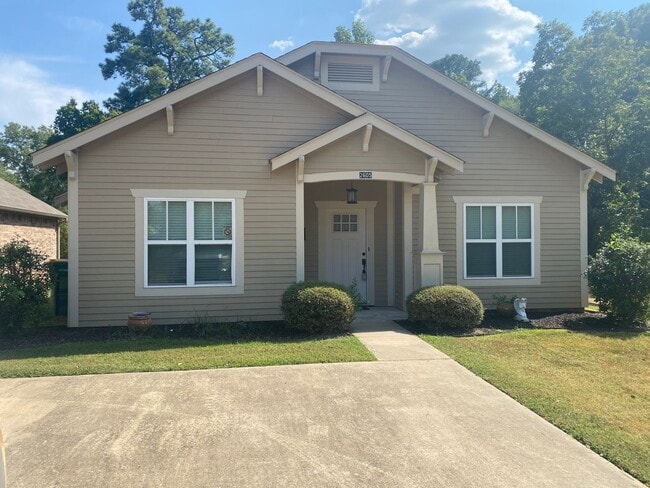 Primary Photo - 2 Bedroom 1 Bathroom House - Texarkana, TX