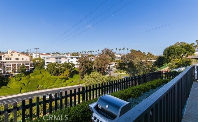 Building Photo - 314 Dahlia Pl