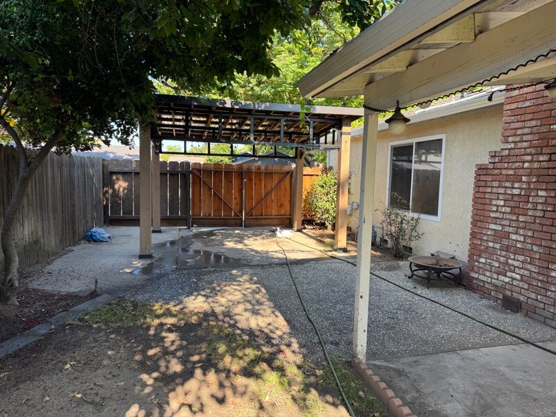 Building Photo - 2012 Lancey Dr