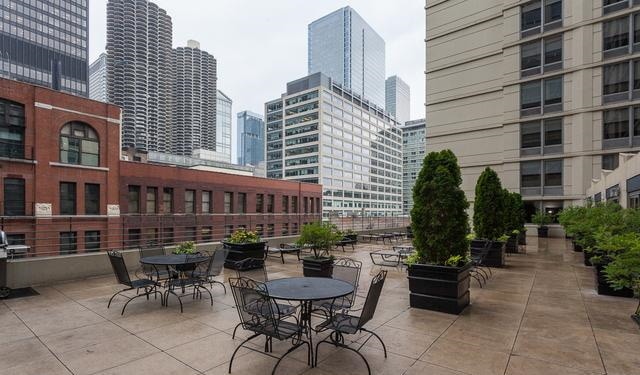 Building Photo - 440 N Wabash Ave