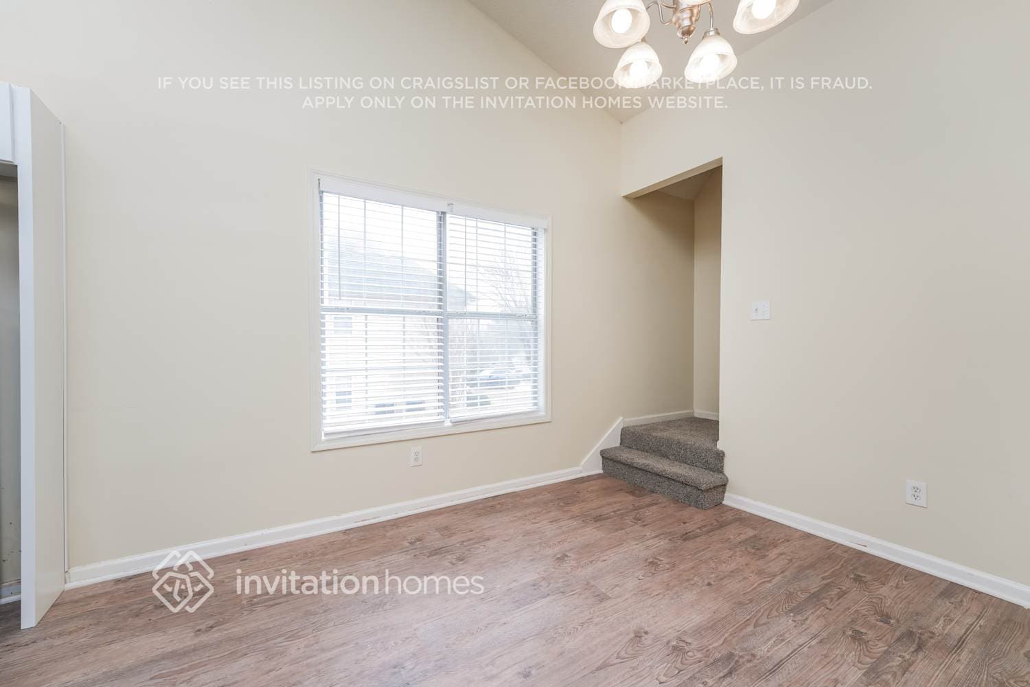 Building Photo - 1429 Fall River Dr