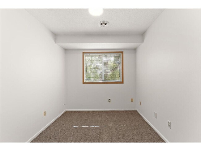 Building Photo - 949 Wescott Trail
