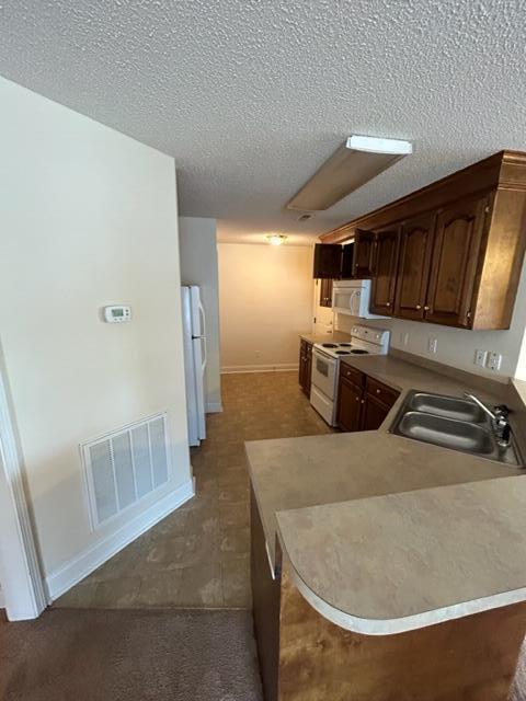 Building Photo - 3513 Beacon Dr