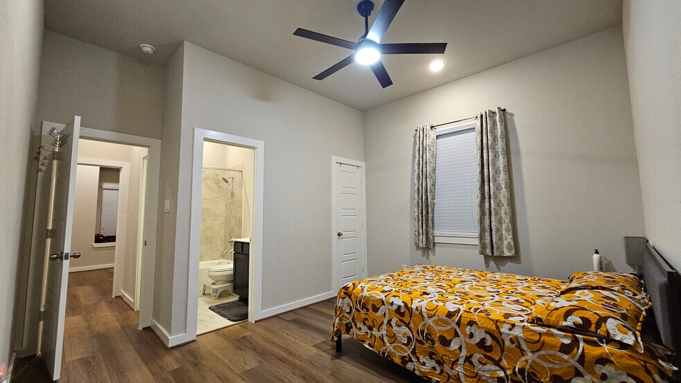 Building Photo - 18218 Bluebird Branch Ln
