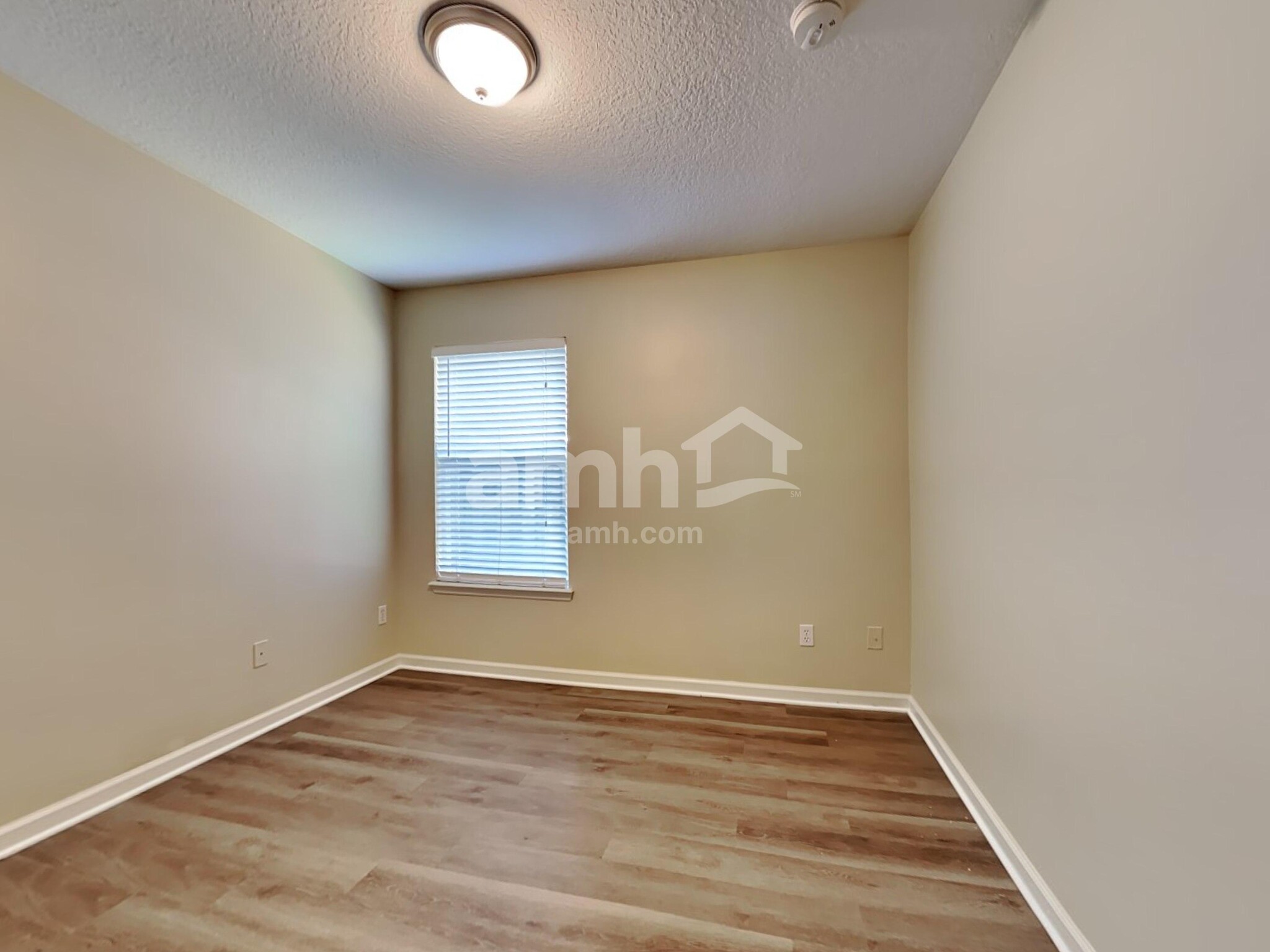 Building Photo - 1008 Beckingham Dr