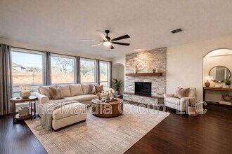 Building Photo - 7236 Tolosa