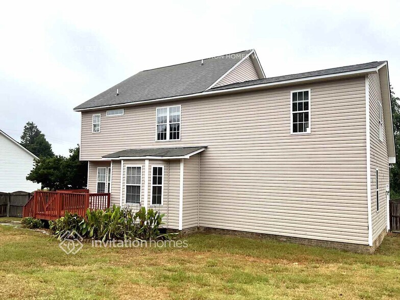 Building Photo - 72 Cross Ridge Dr