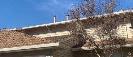 Building Photo - 8327 La Riviera Dr