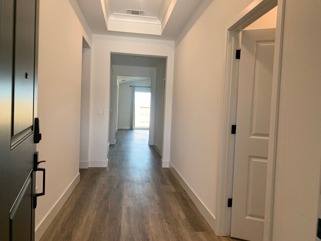 Building Photo - Brand NEW 4 bedroom 1 story home Rancho Co...
