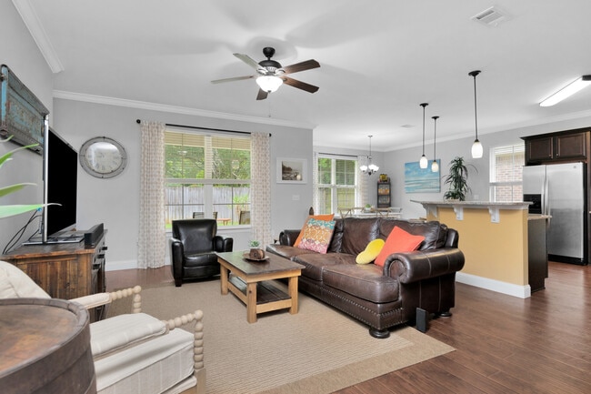 Building Photo - 902 Bay Breeze Cove